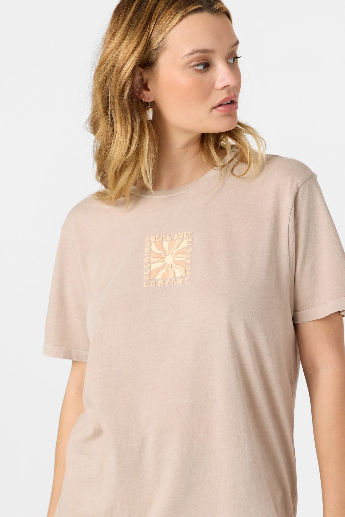 SEEKING SUNSETS TEE