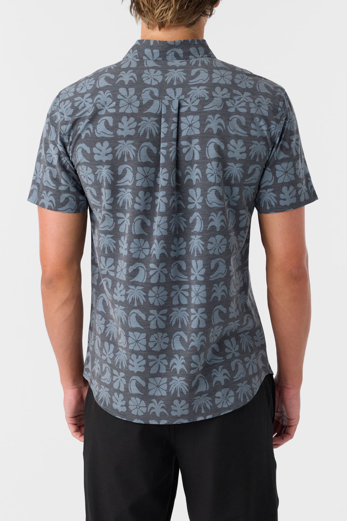 TRVLR UPF TRAVERSE SHORT SLEEVE