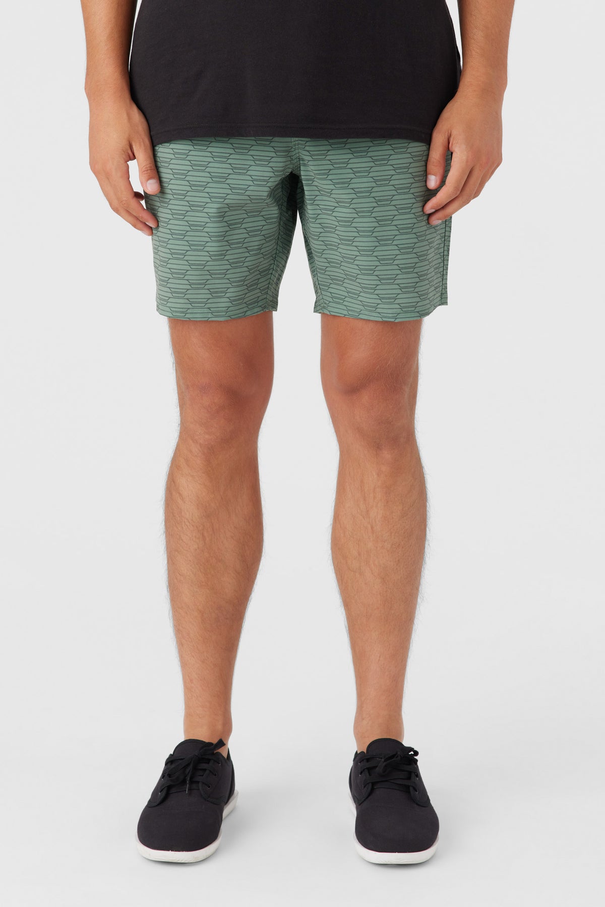 STOCKTON E-WAIST 18'' HYBRID SHORT