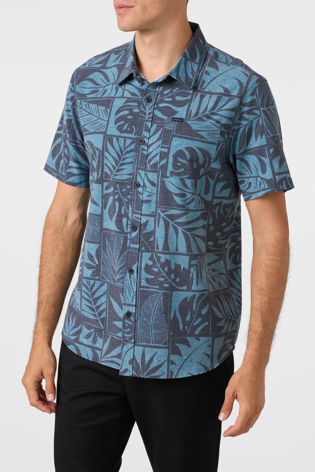 TRVLR UPF TRAVERSE SHORT SLEEVE RELAXED
