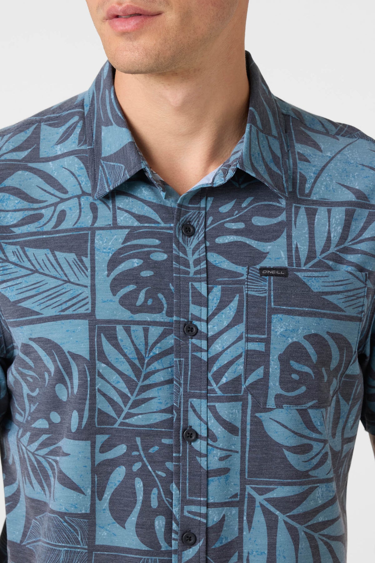 TRVLR UPF TRAVERSE SHORT SLEEVE RELAXED