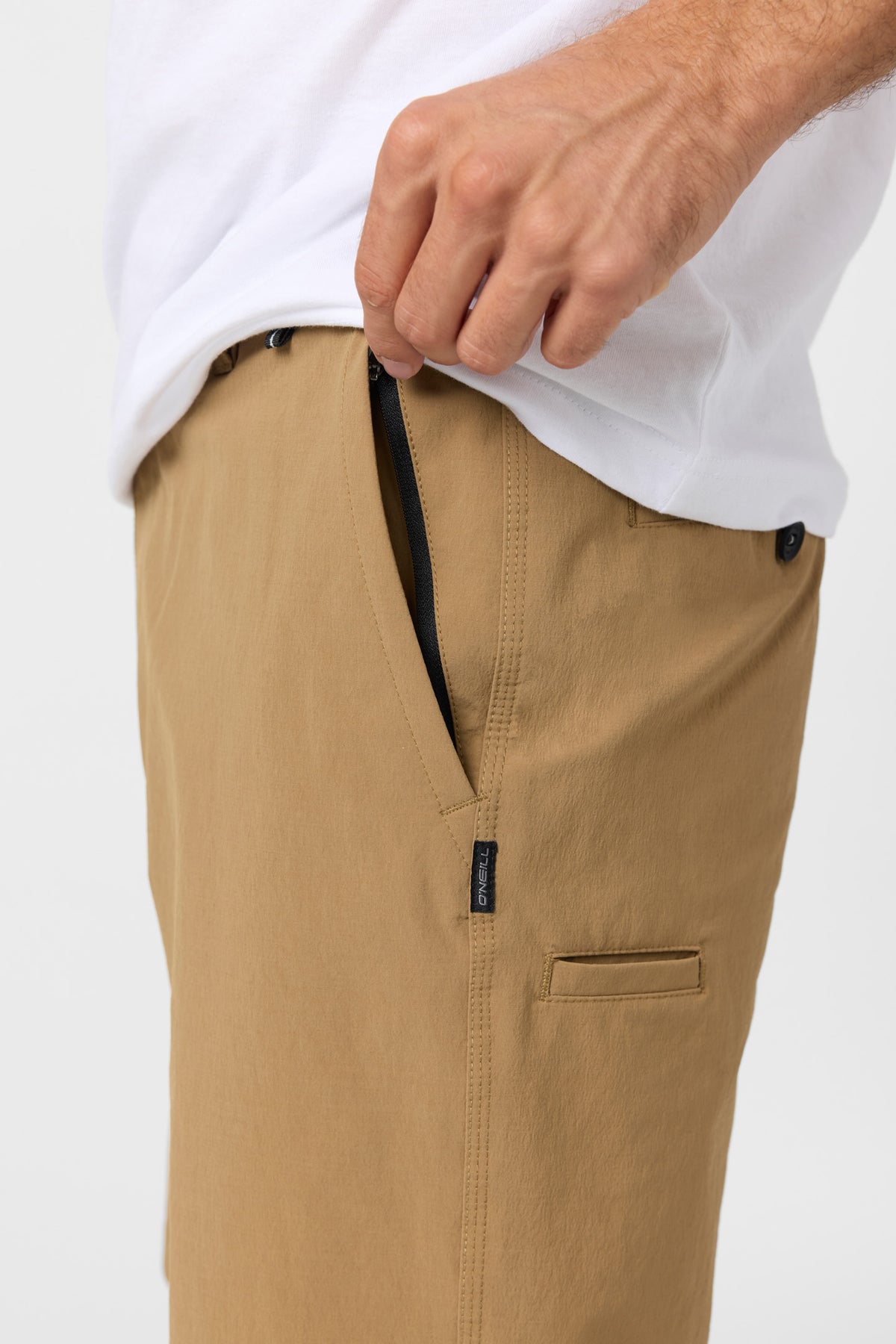 TRVLR CARGO 20'' SHORTS