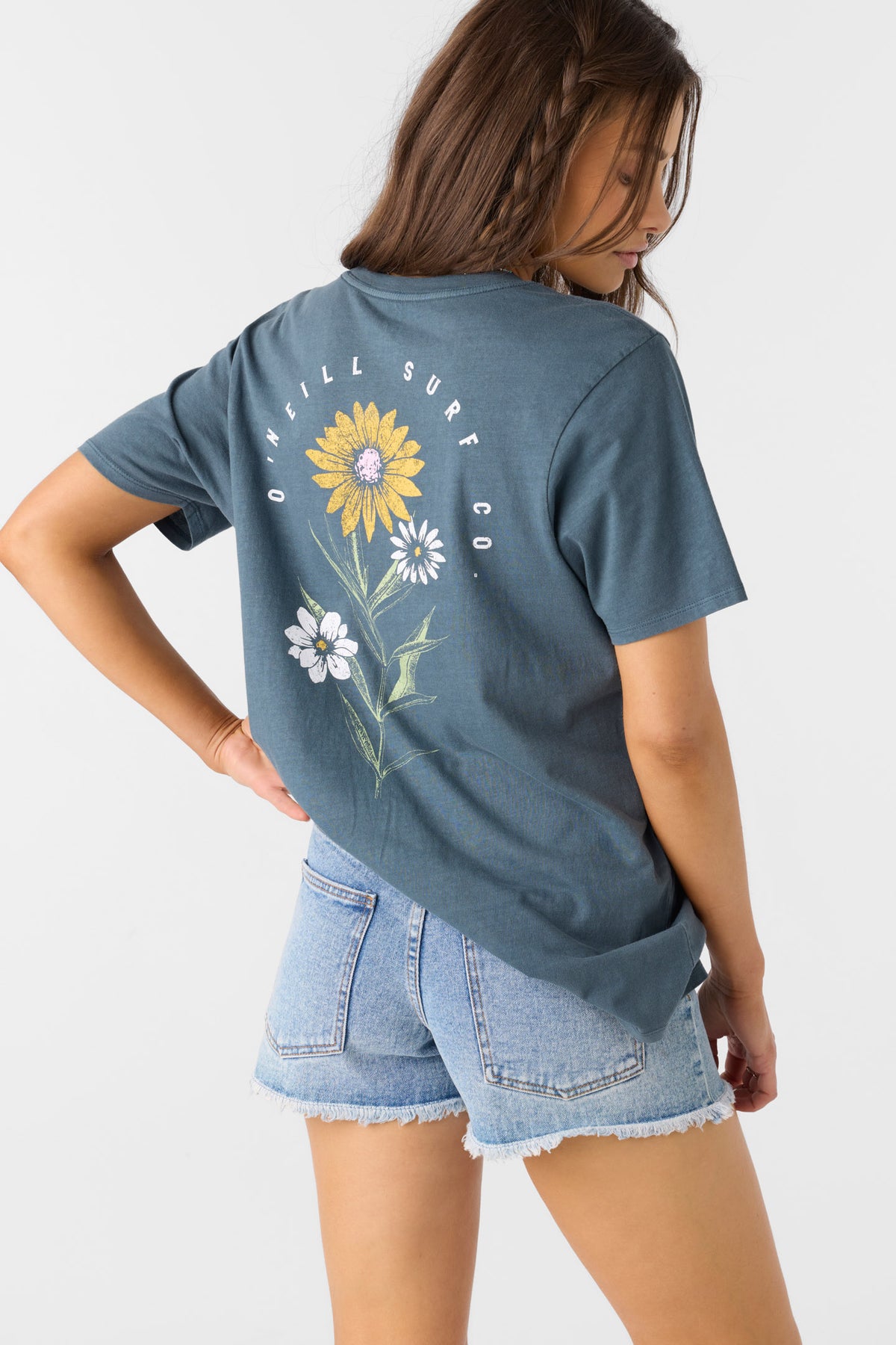 PACIFIC BLOOM TEE