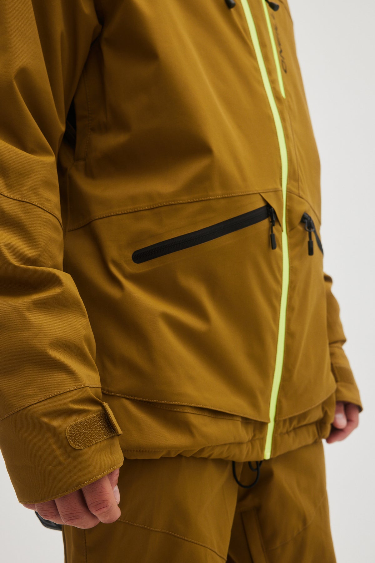 TOTAL DISORDER JACKET