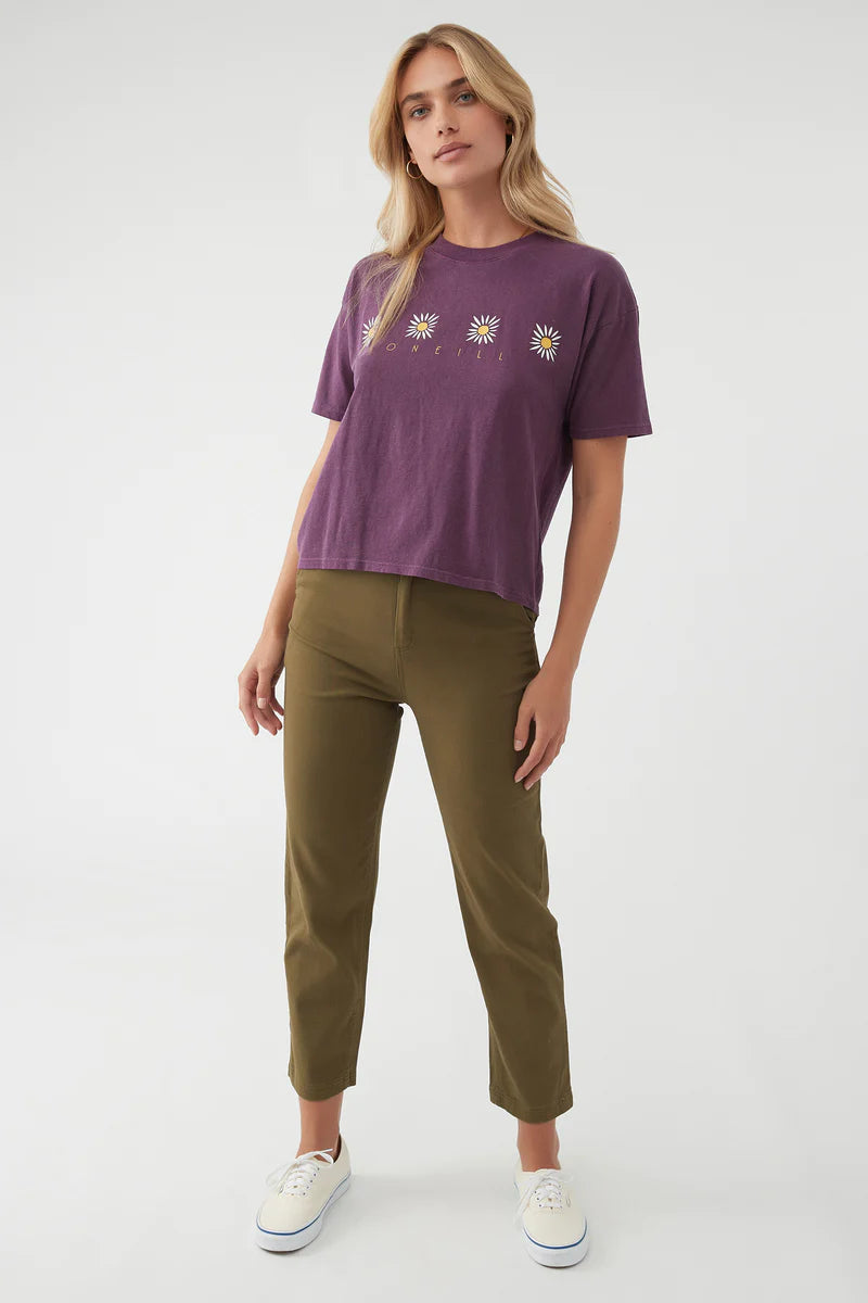 DANCING DAISY TEE