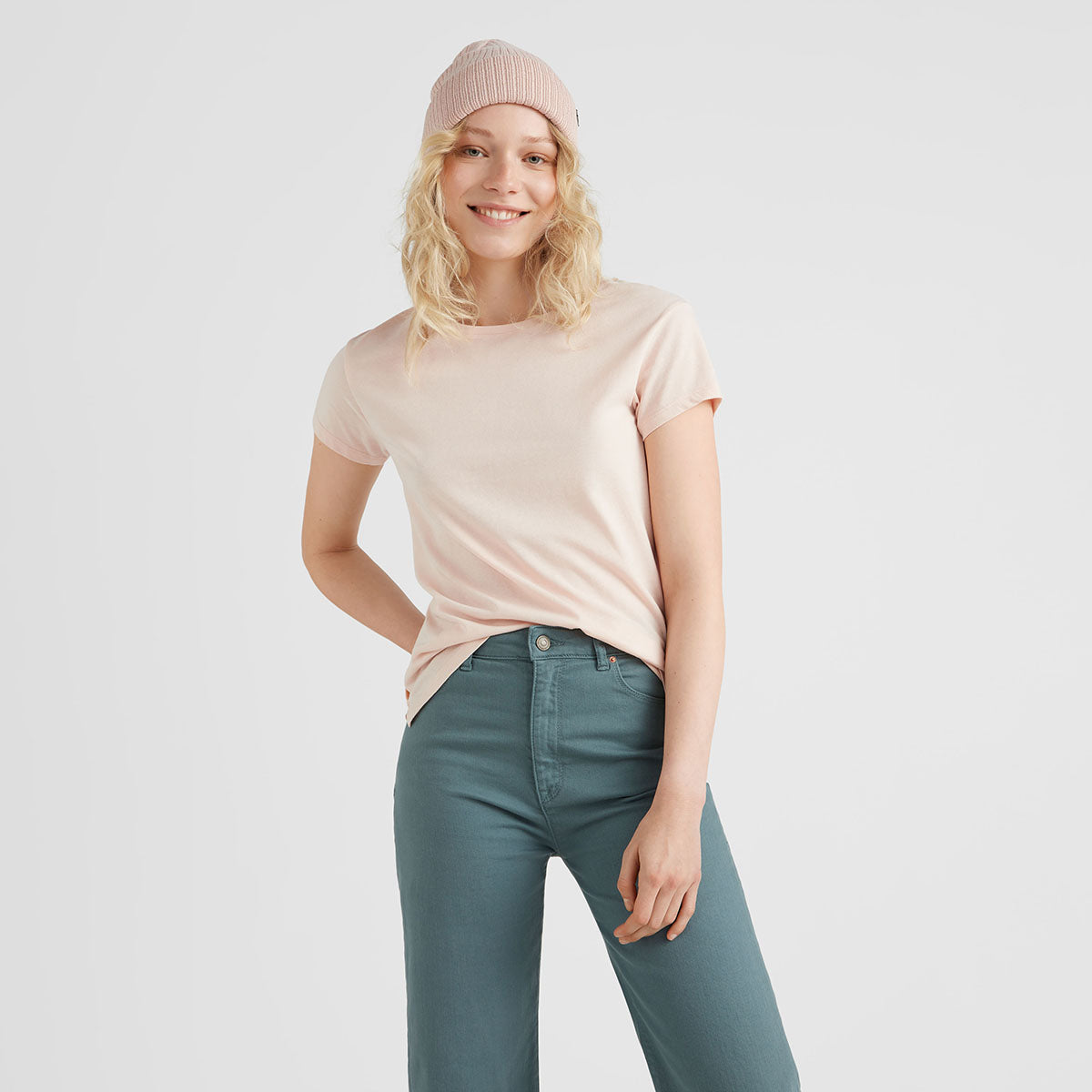 ESSENTIALS T-SHIRT SHORT SLEEVE