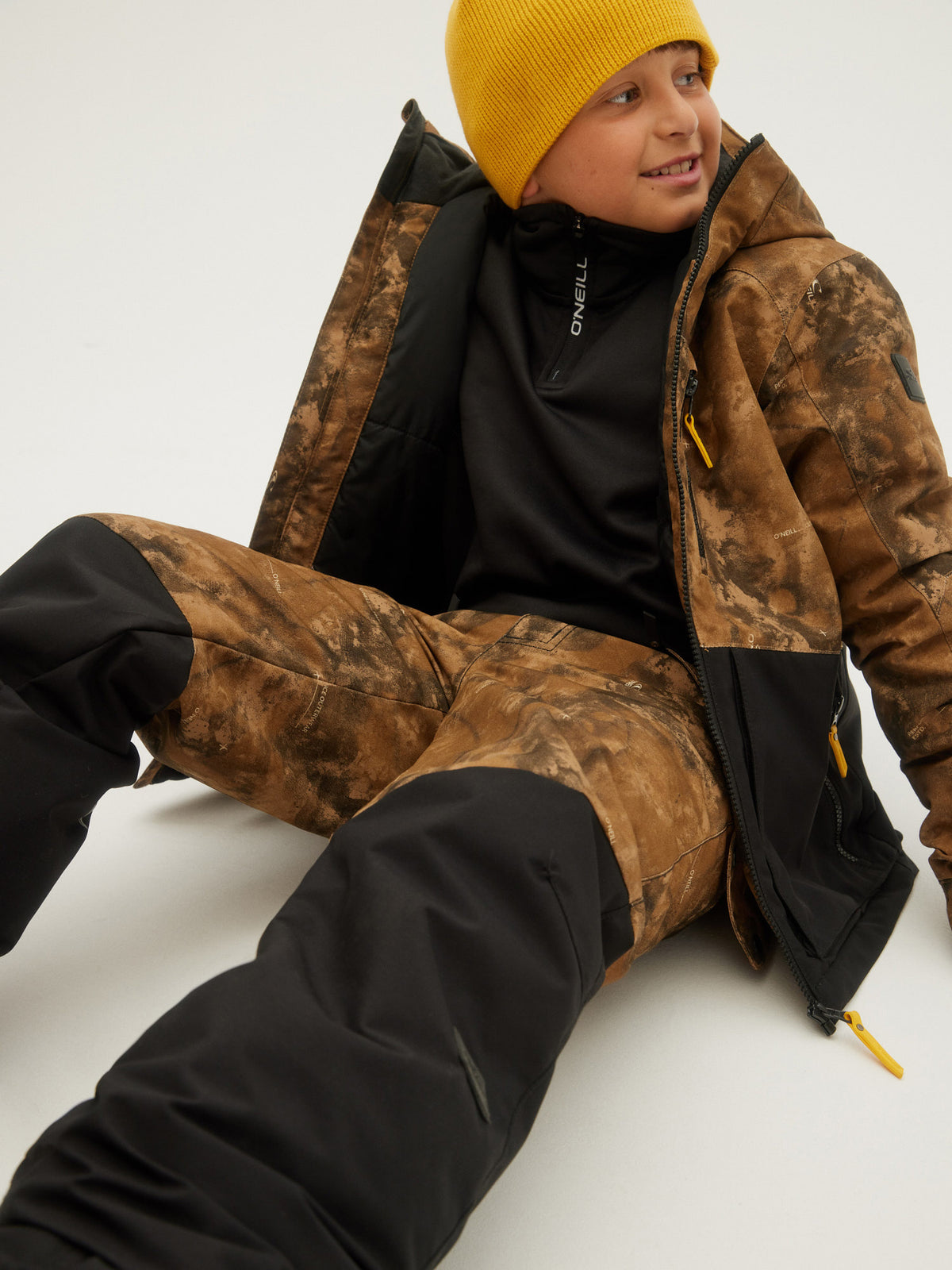 O'Neill Boys Anvil Colorblock Pants in Beige Aop