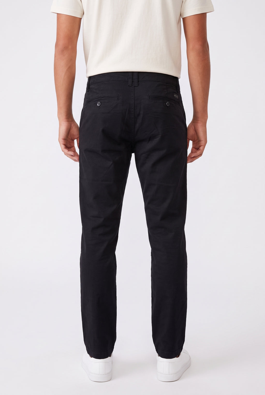 CONTACT SLIM CHINO PANTS