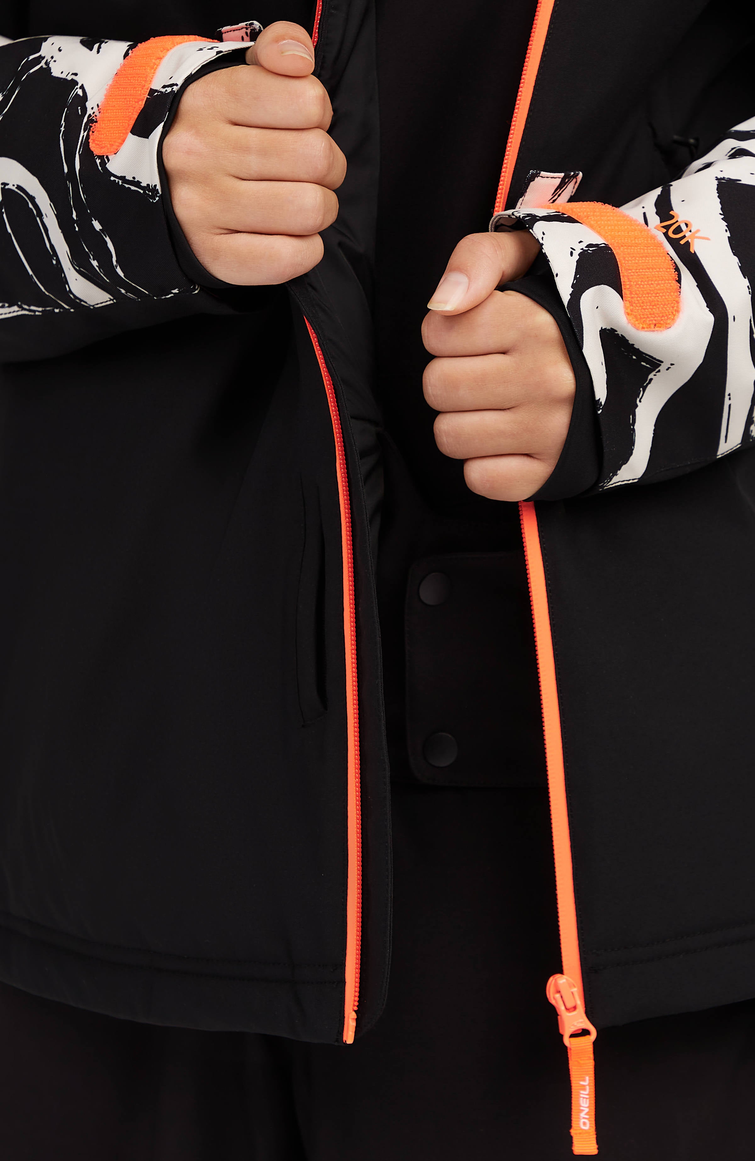FWC`PLAY ASYMMETRIC SNOW JACKET