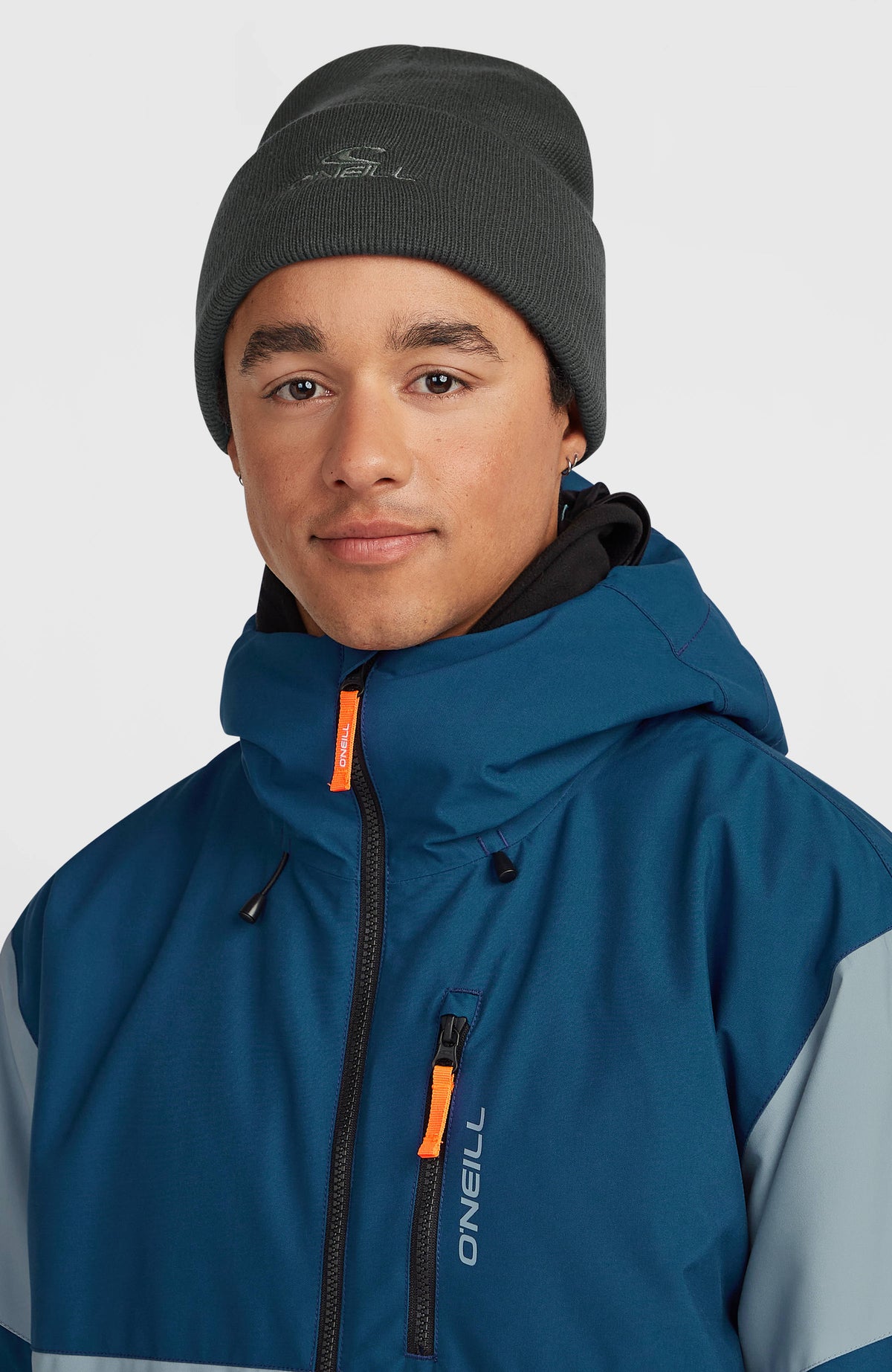 SNOW BEANIE