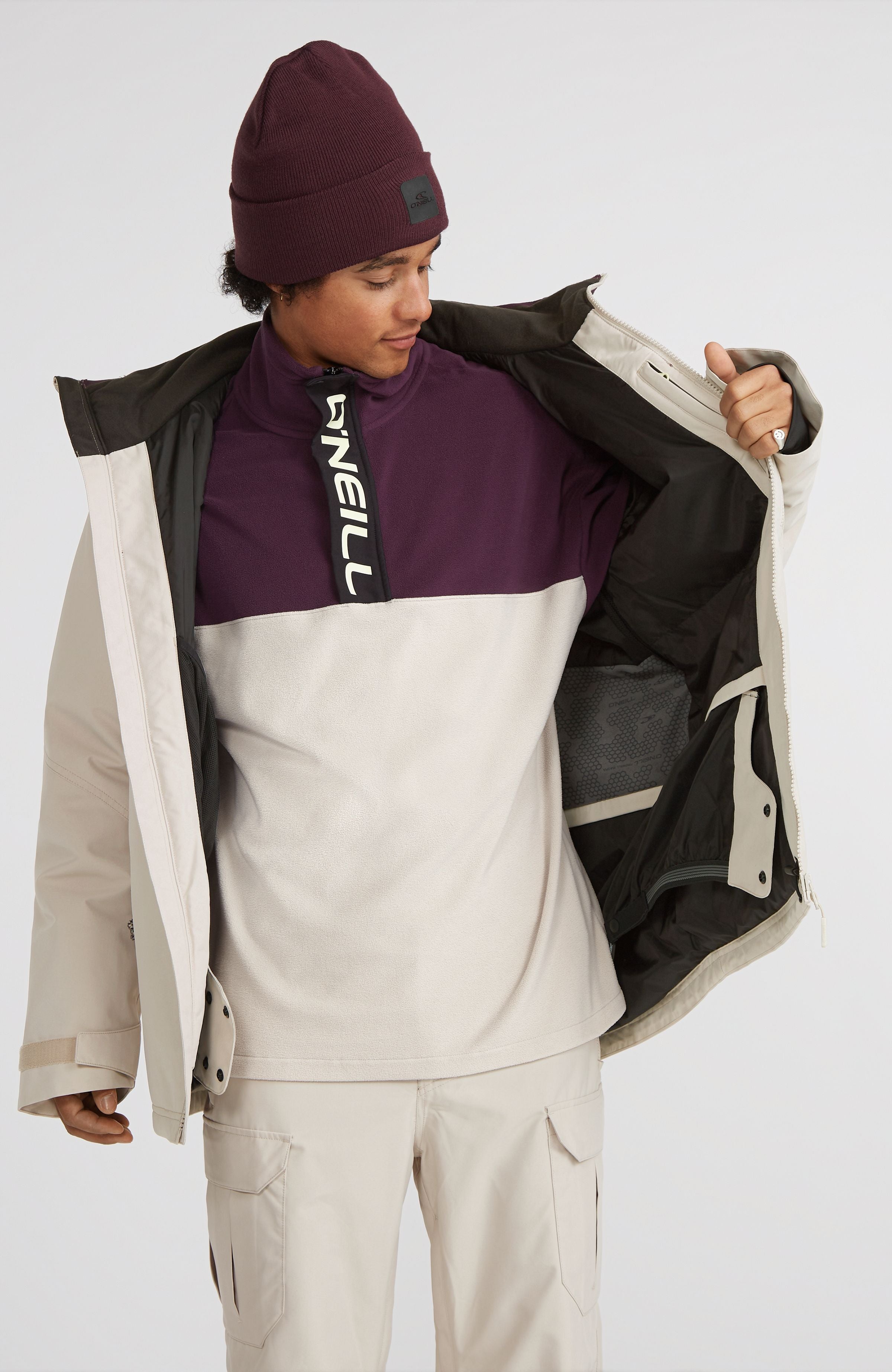 UTILITY HYBRID JACKET