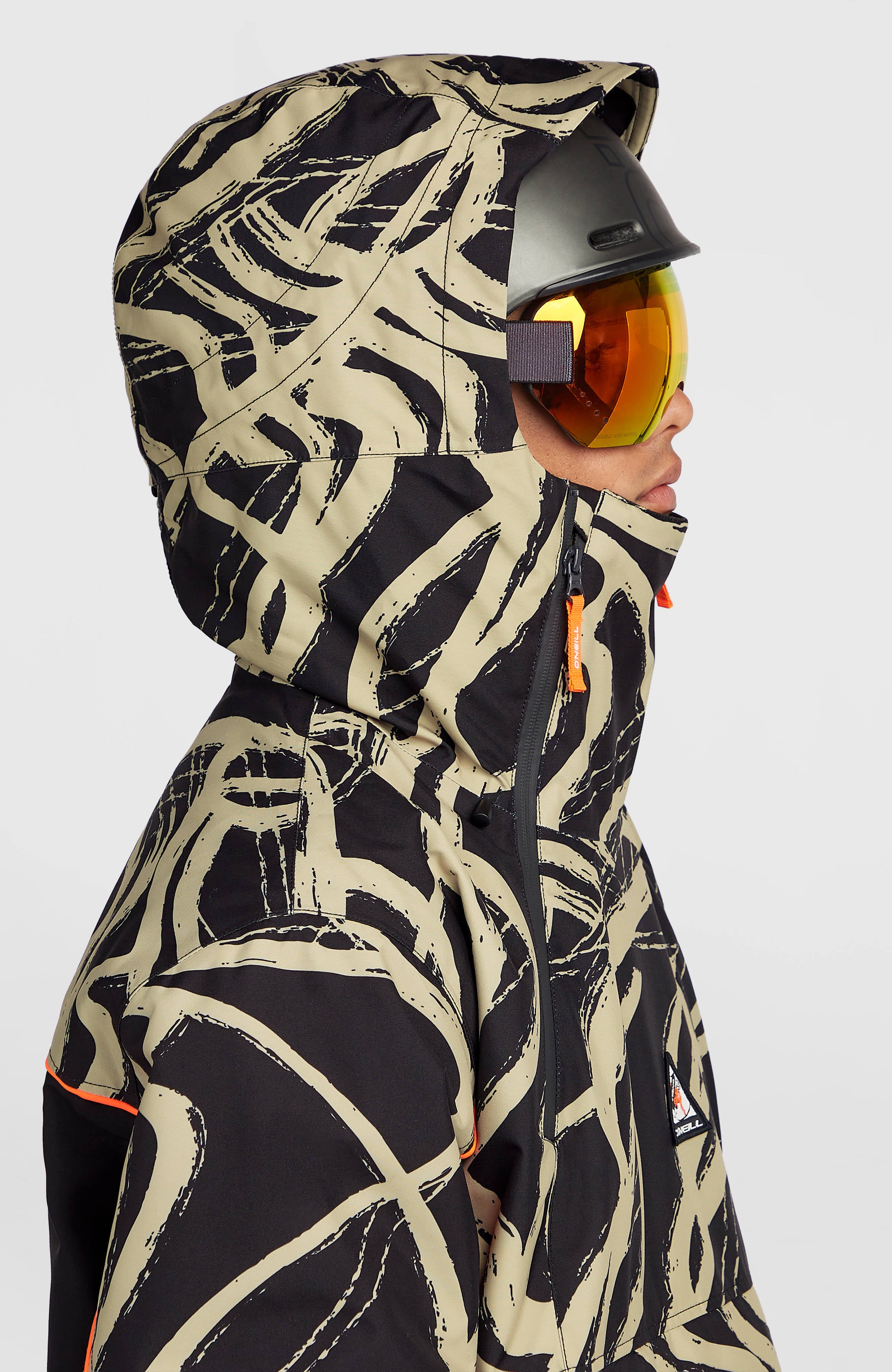 FWC`PLAY ASYMMETRIC SNOW JACKET