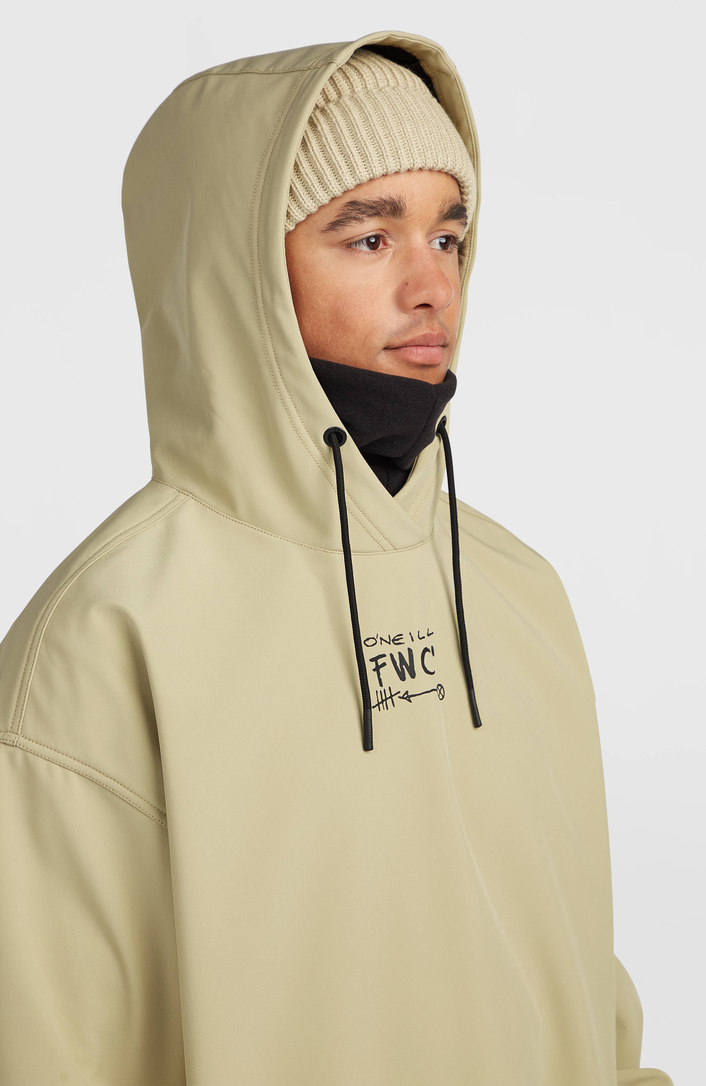 FWC`PLAY SOFTSHELL HOODIE