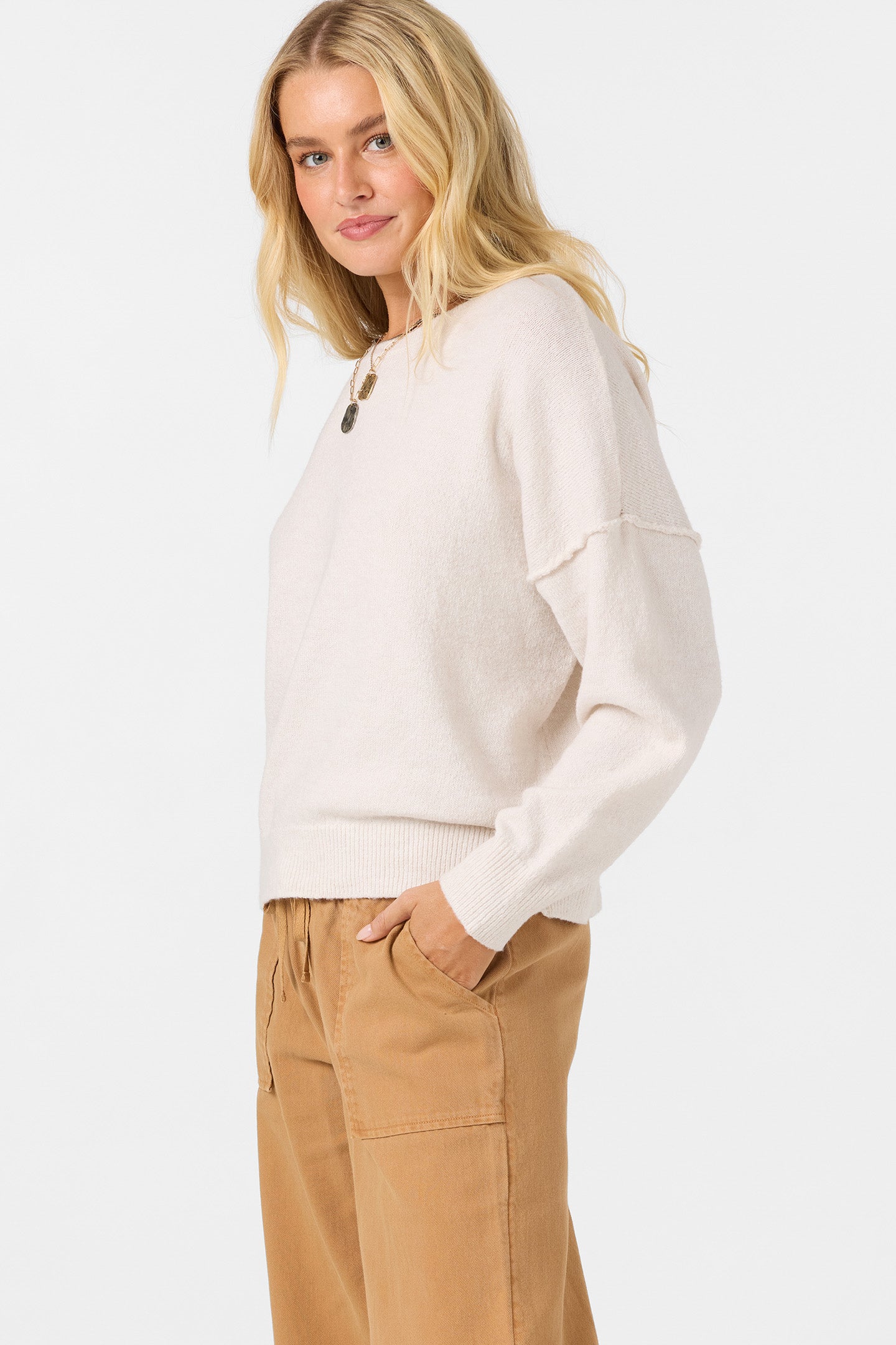 KARI SWEATER