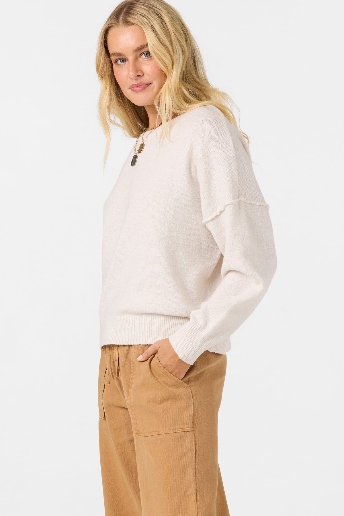 KARI SWEATER