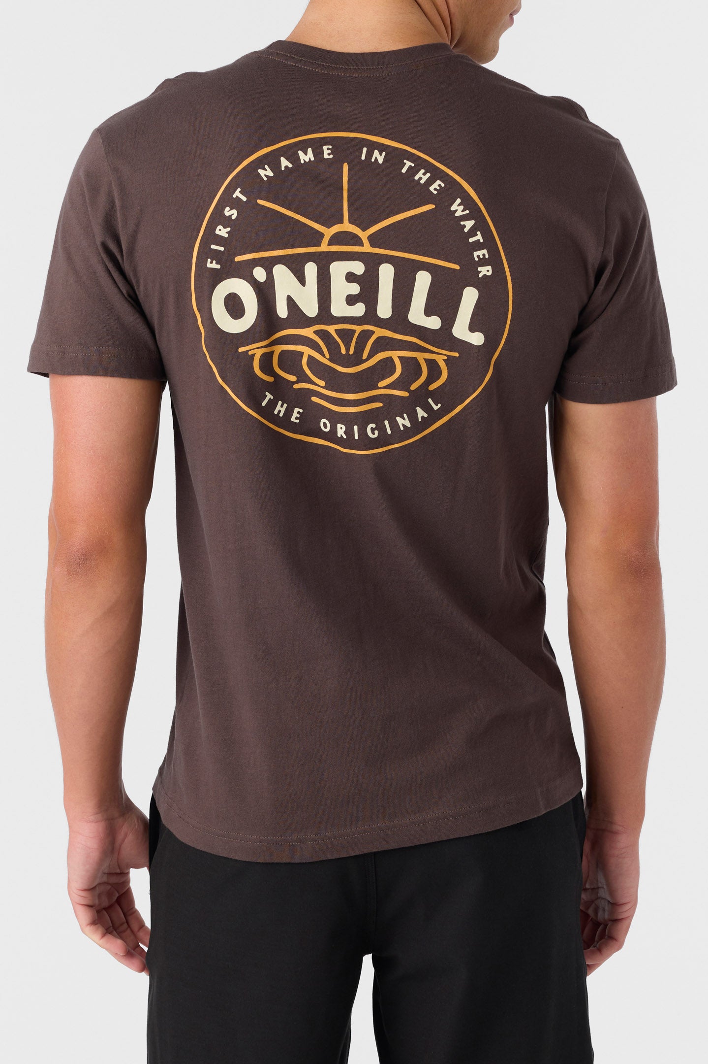 EMBOSSED TEE