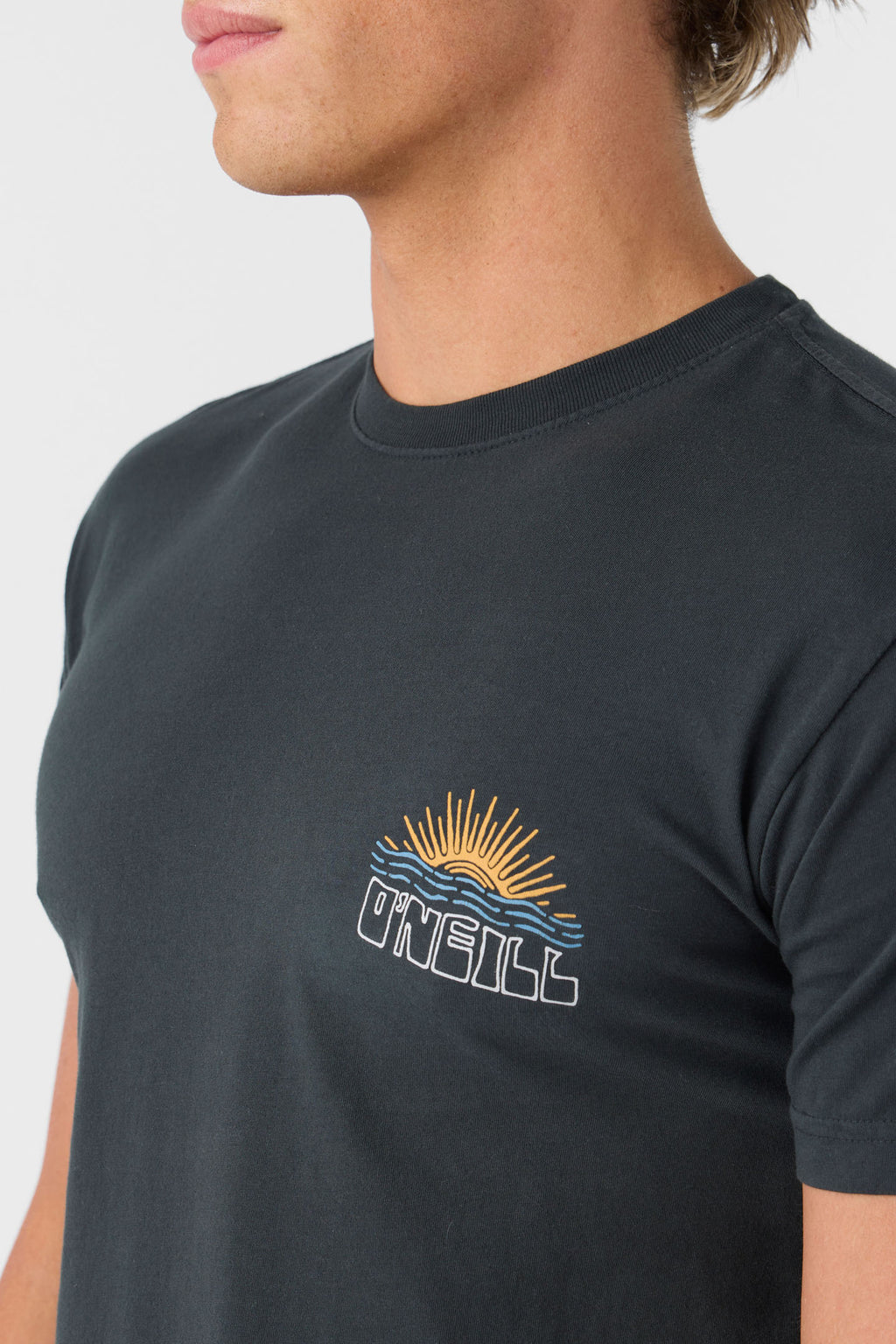 RAYS & WAVES TEE