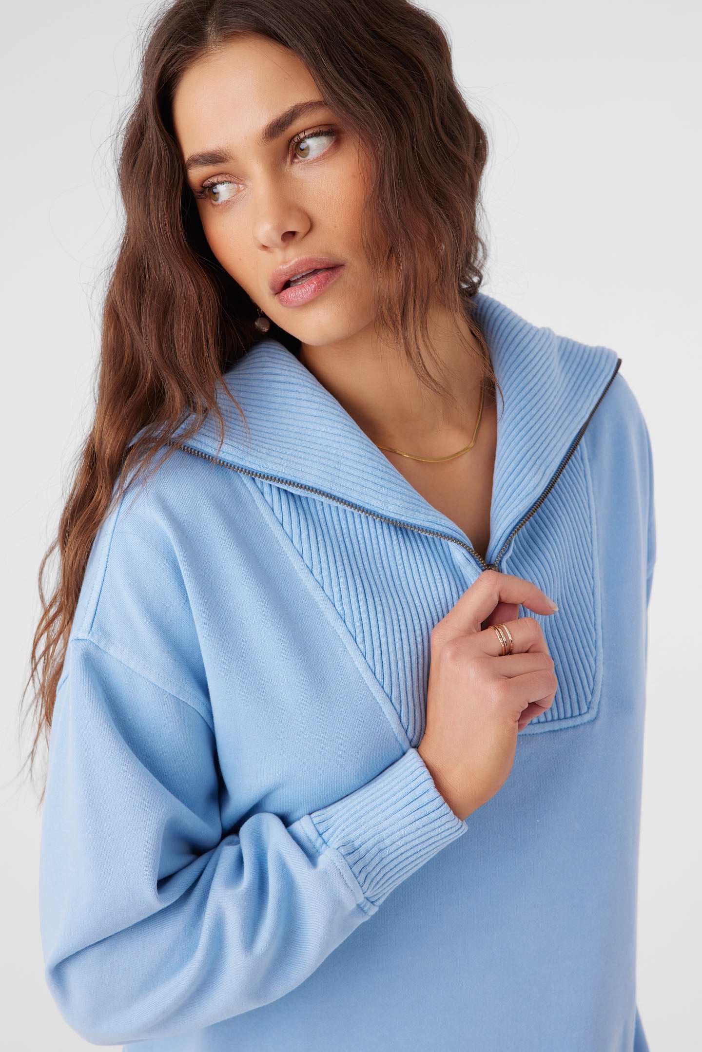 KARMA MOCK ZIP-UP