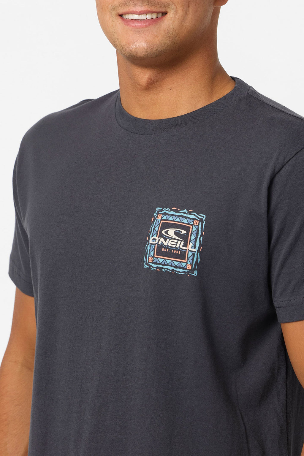 PATTERNS TEE