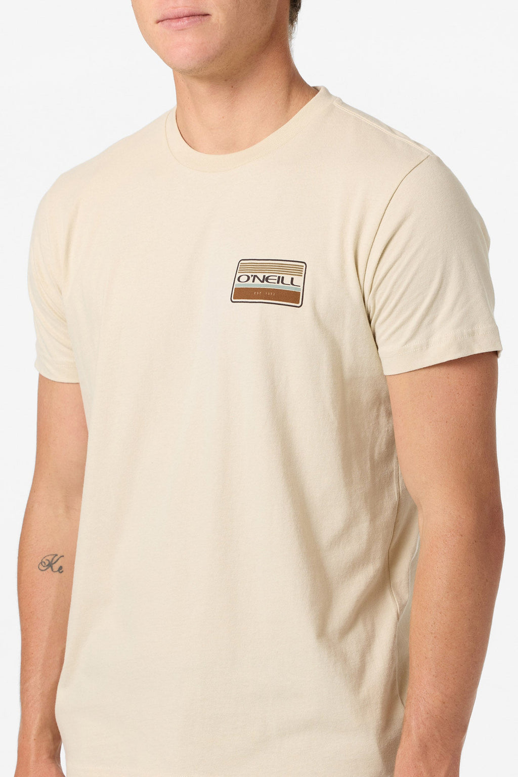 BANNER TEE