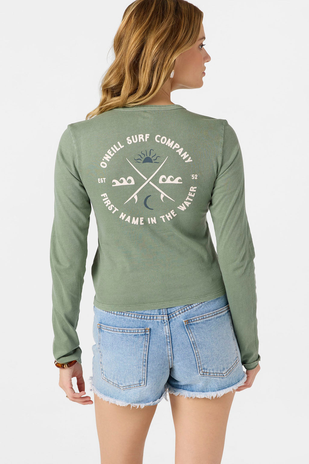 CRESTVIEW TEE