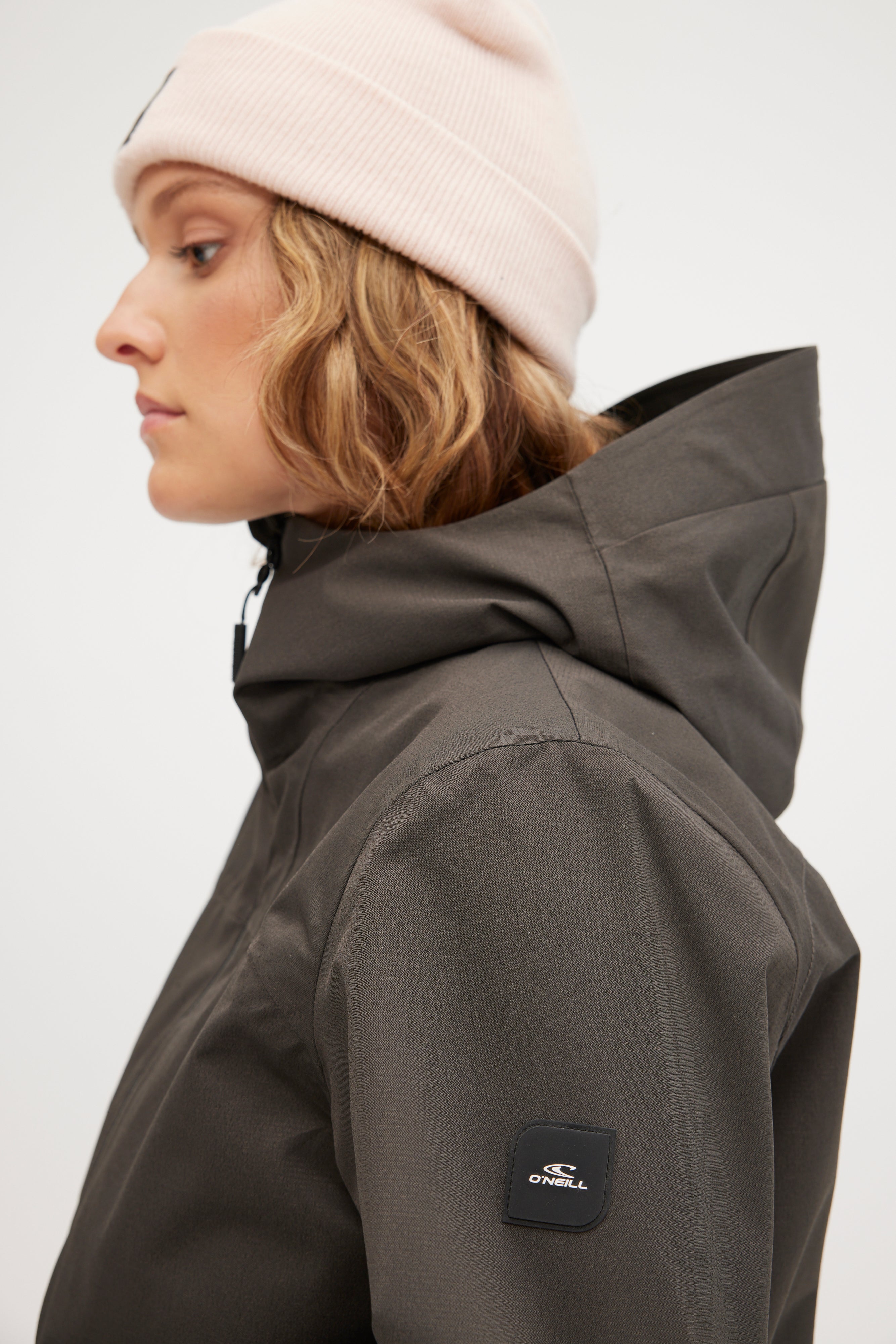 TRVRL ECTO SHELL JACKET