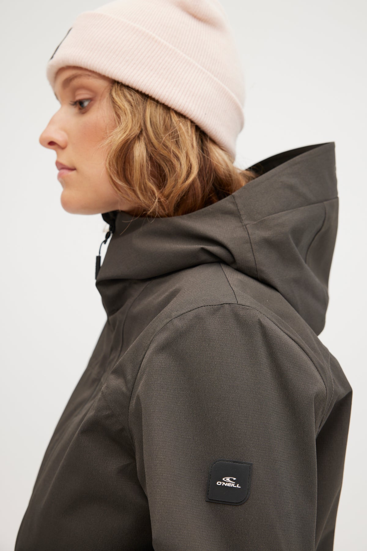 TRVRL ECTO SHELL JACKET