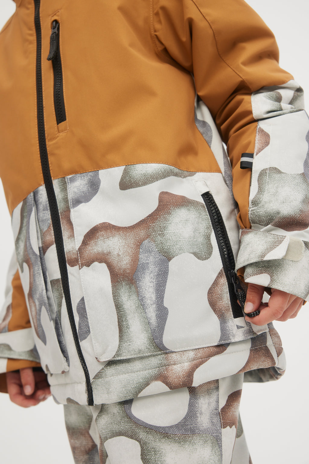 TEXTURE JACKET