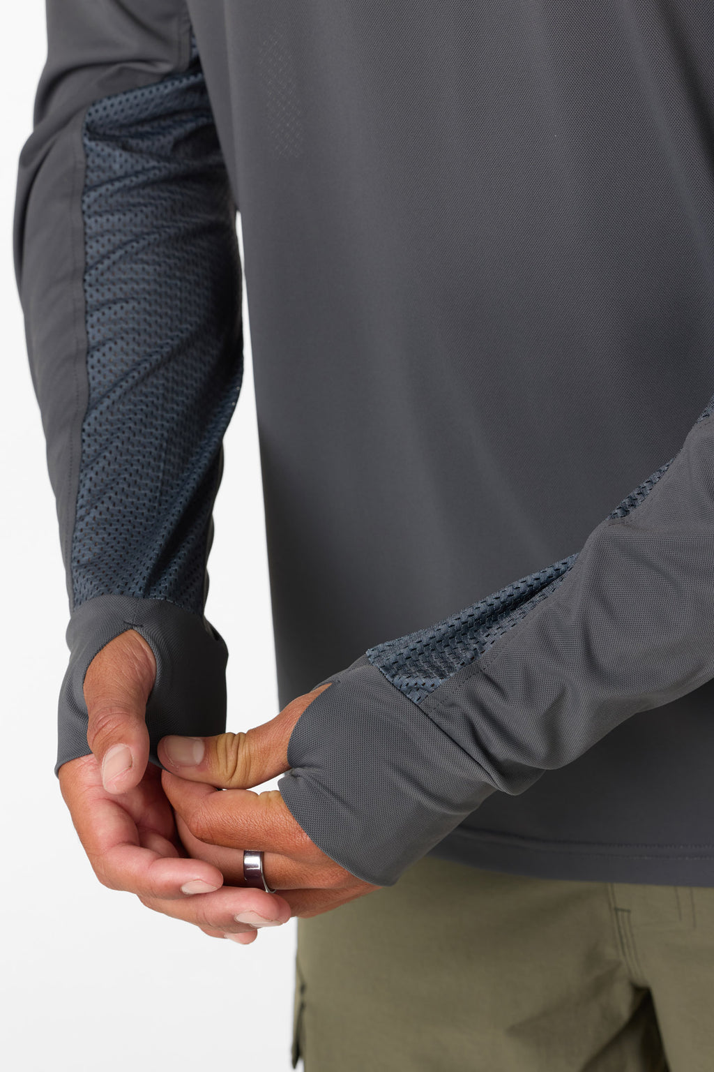 TRVLR UPF ELEVATED HOODED LONG SLEEVE