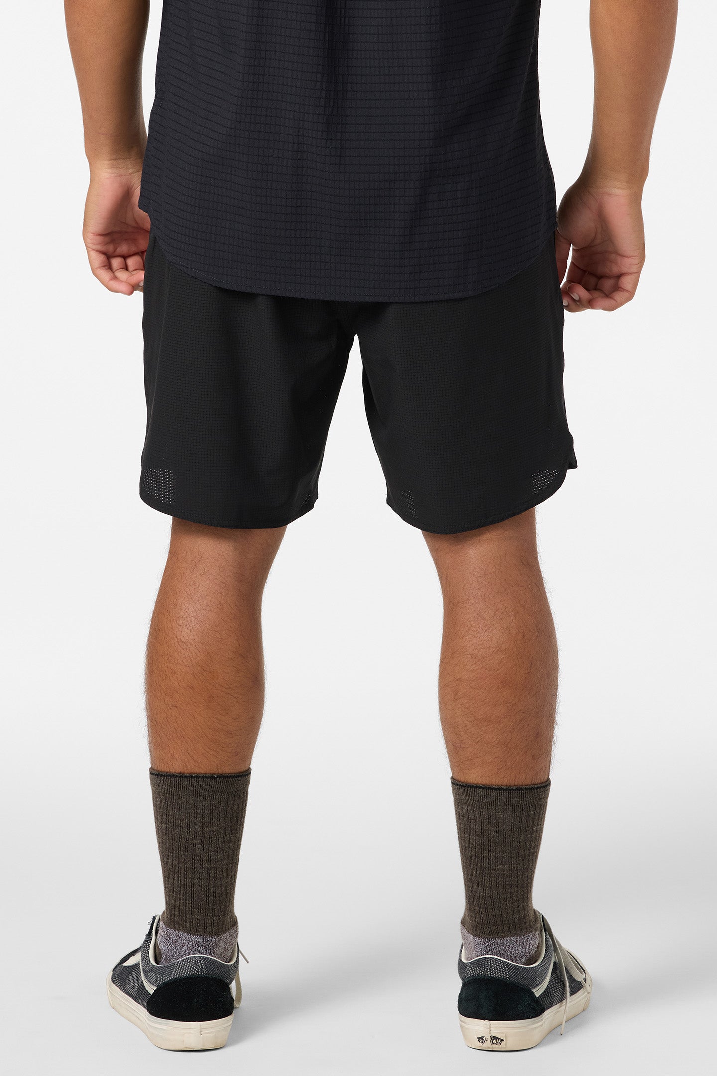 TRVLR TECH LINED HYBRID 17'' SHORT