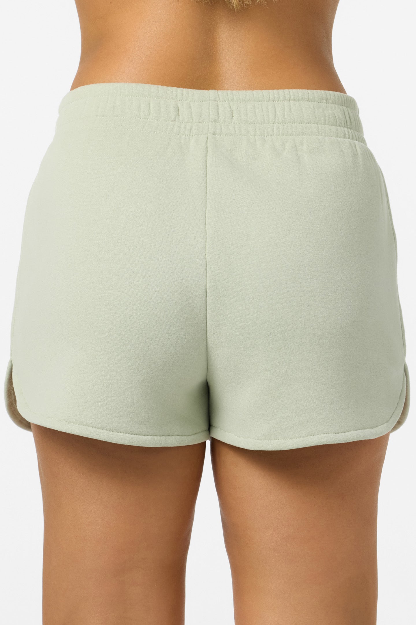 PETAL SCALLOP FLEECE SHORT