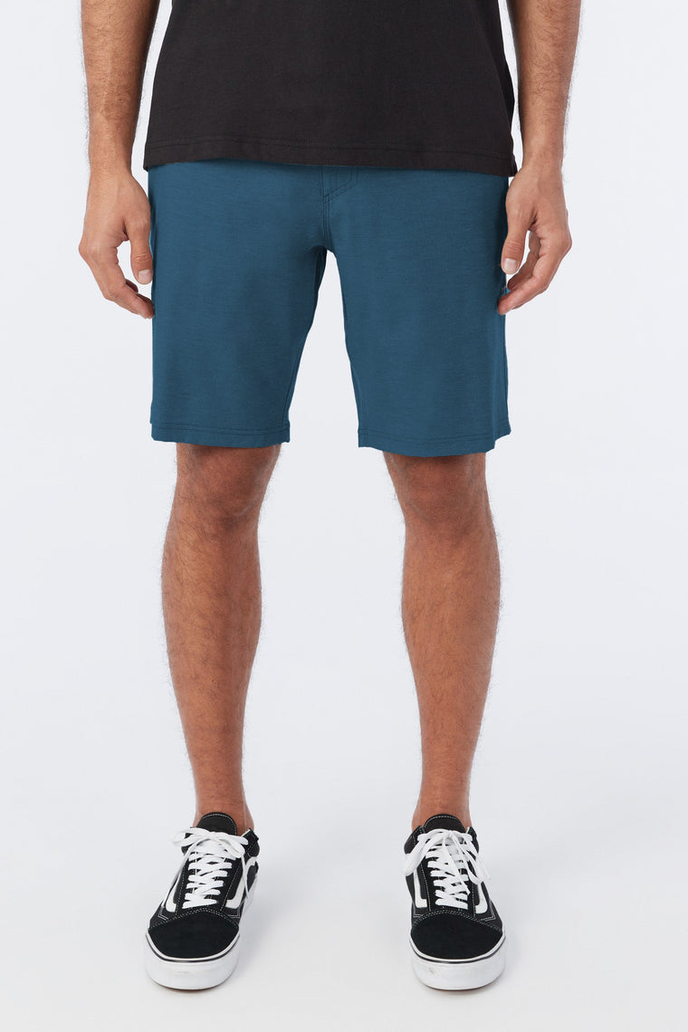 RESERVE LIGHT CHECK 19'' HYBRID SHORT