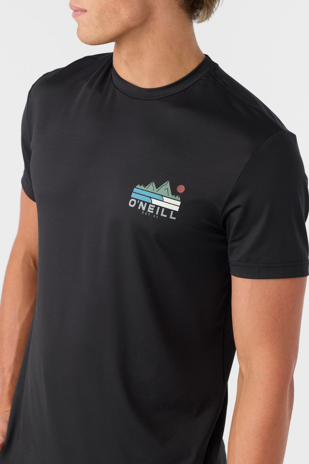 TRVLR UPF TEE