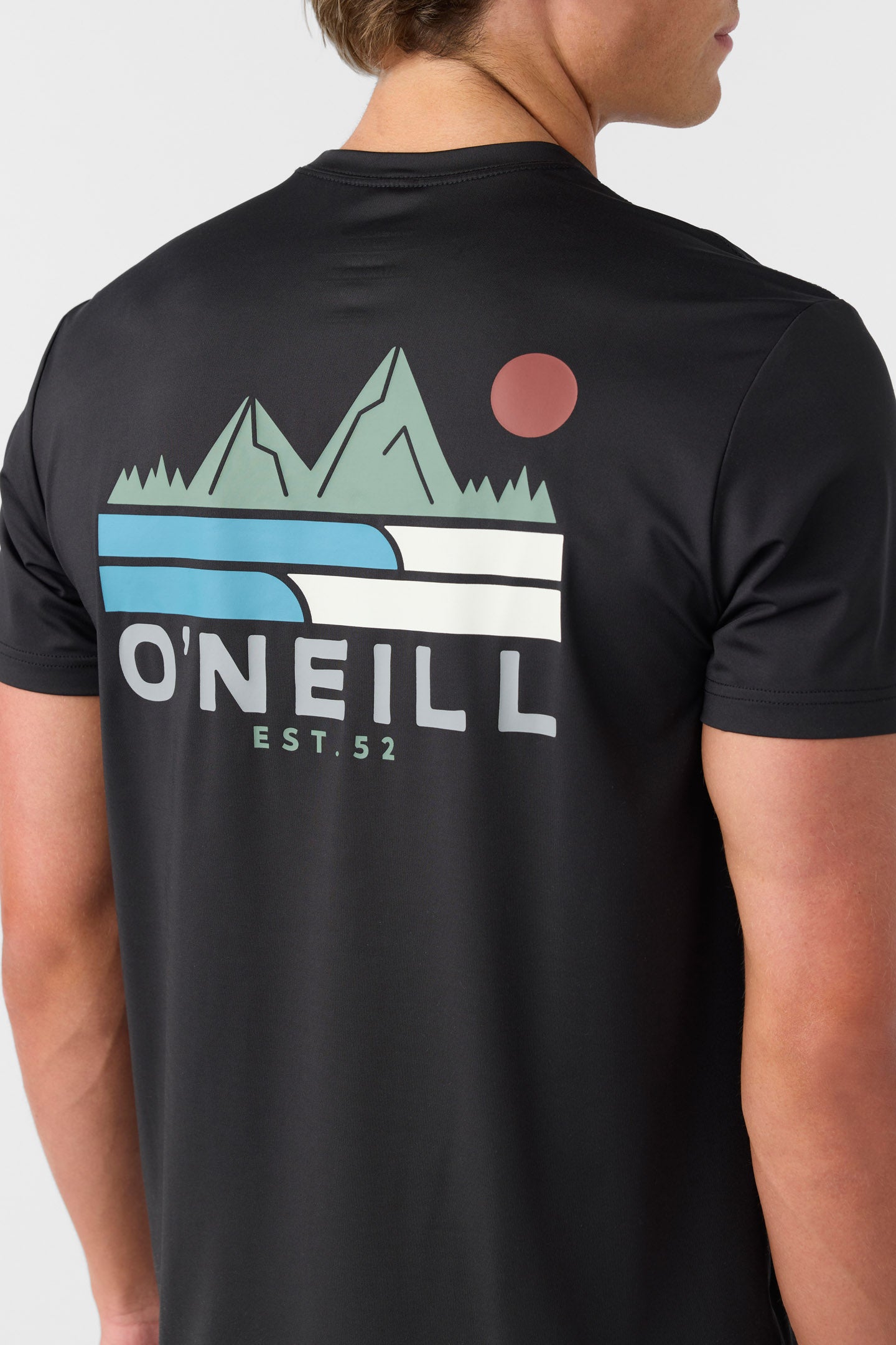 TRVLR UPF TEE