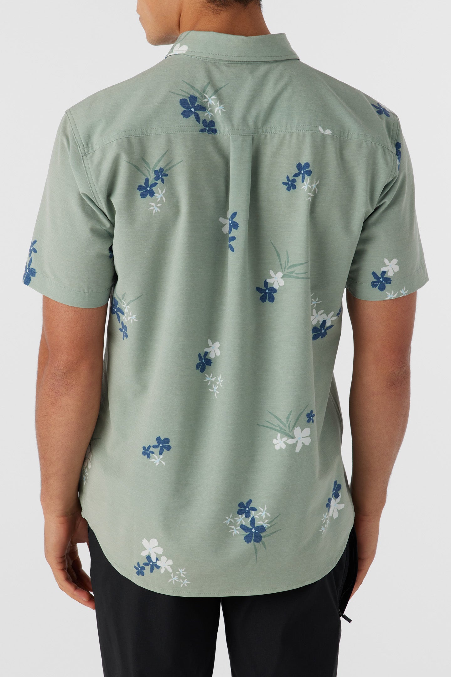 TRVLR UPF TRAVERSE SHORT SLEEVE