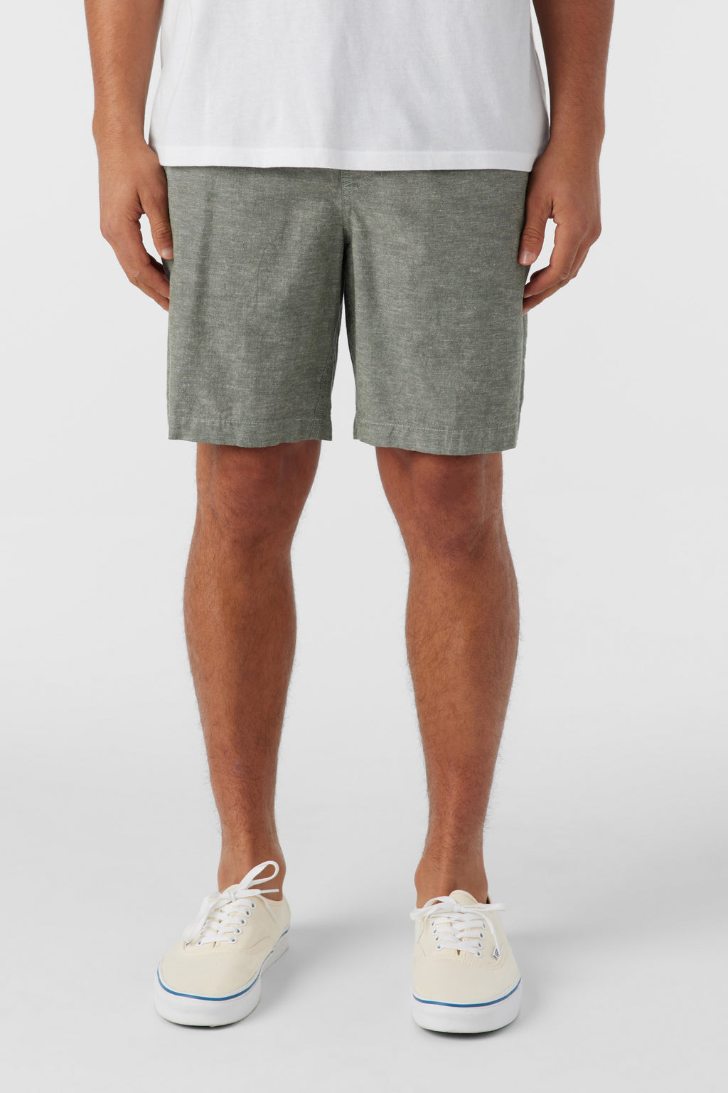 LOW KEY SOLID SHORT
