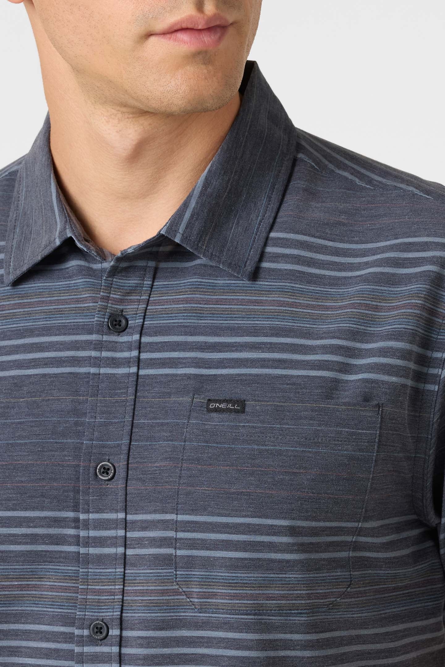 TRVLR UPF TRAVERSE STRIPED STANDARD