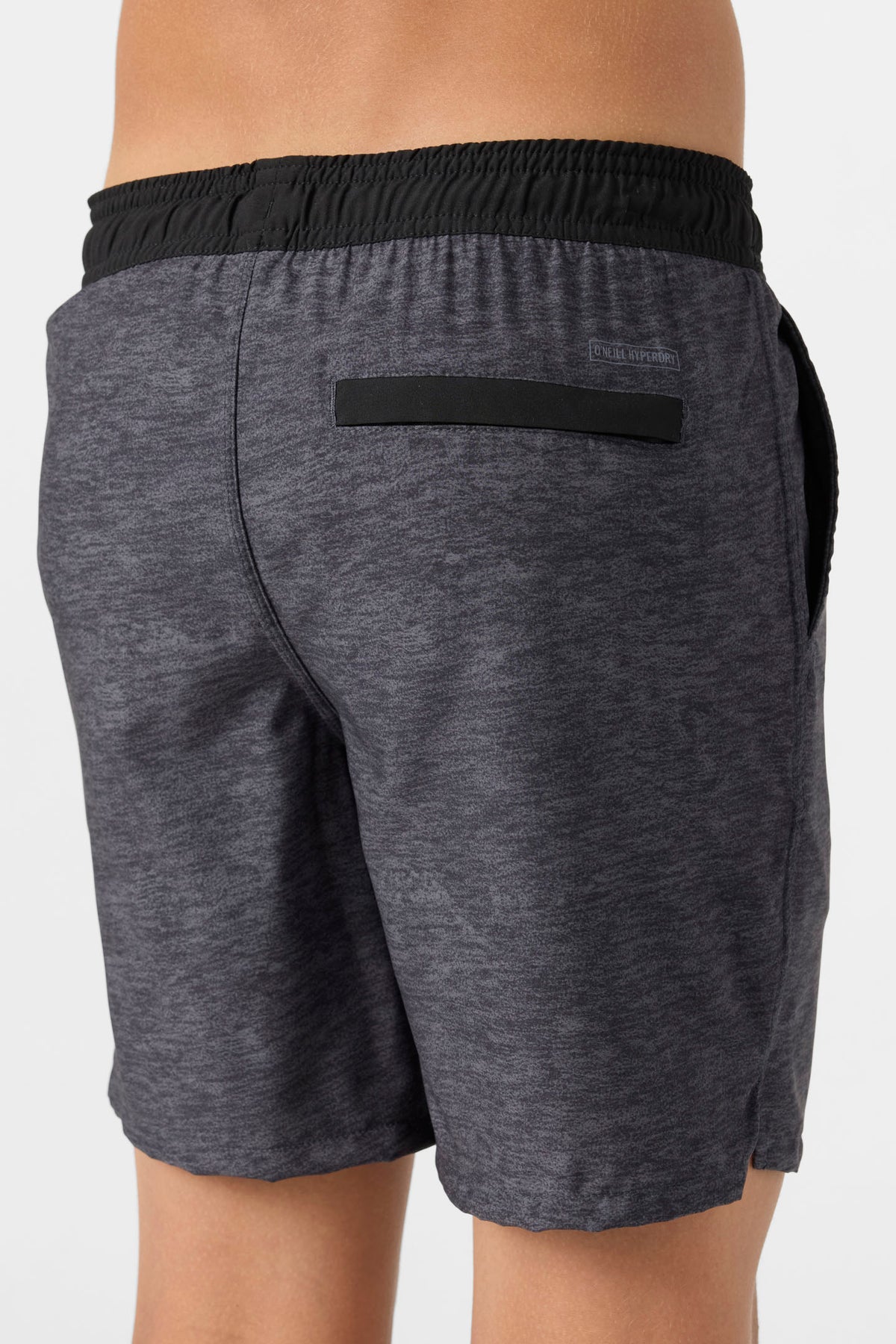 PERFORM LIGHT LINED EW 15'' SHORTS