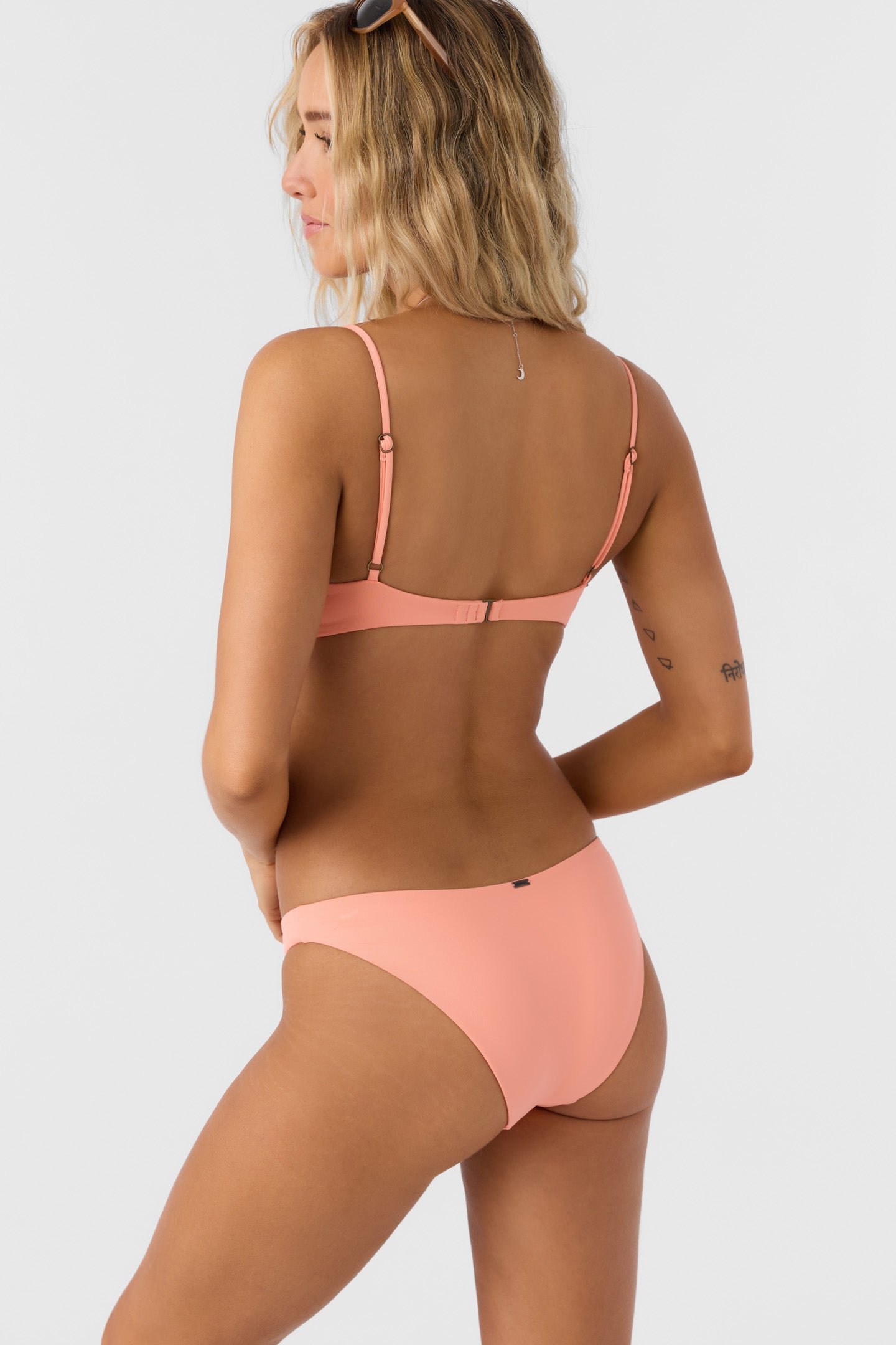 SALTWATER SOLIDS PISMO TOP