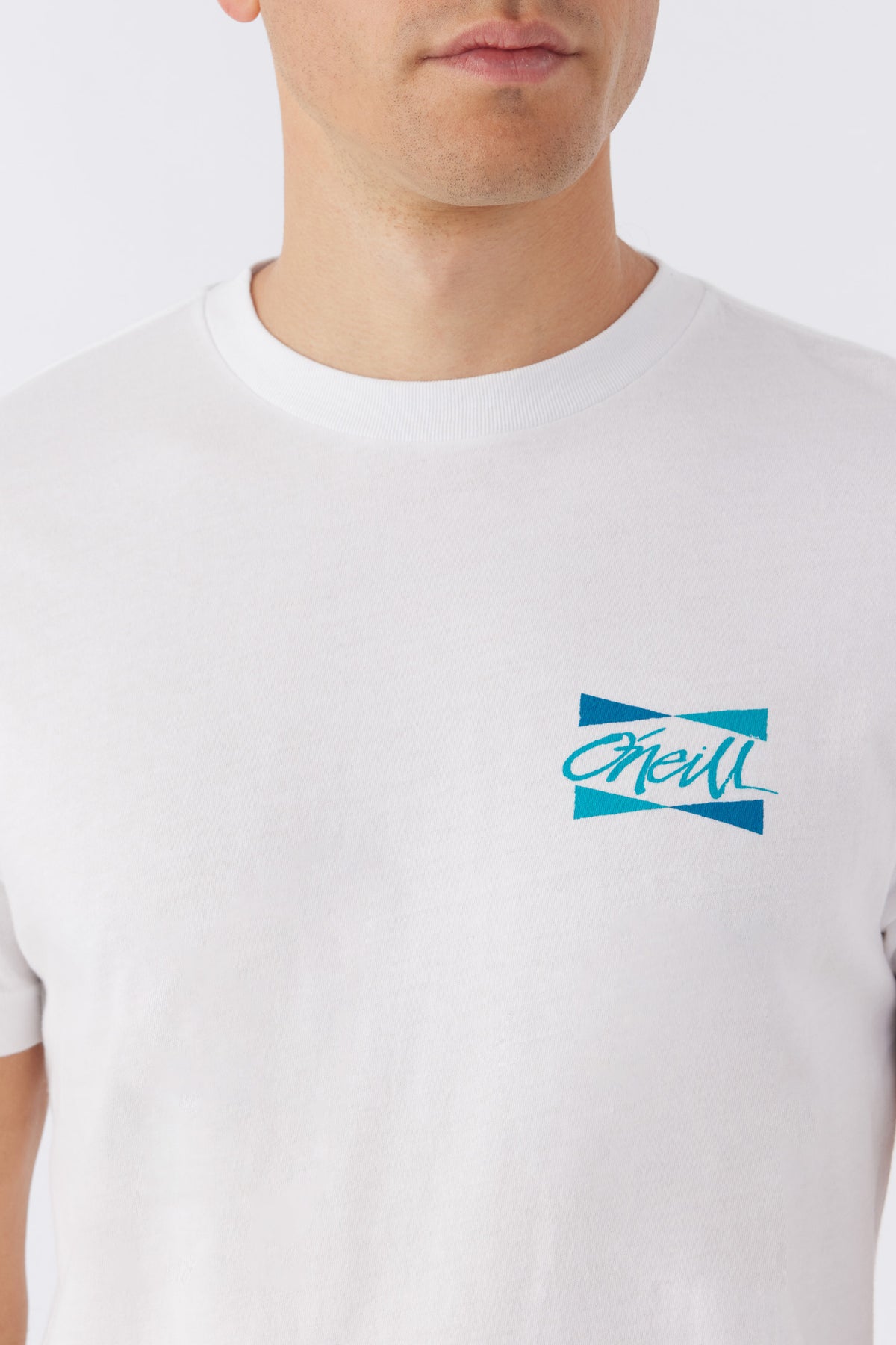BANNER SHORT SLEEVE TEE