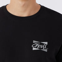 BANNER LONG SLEEVE TEE