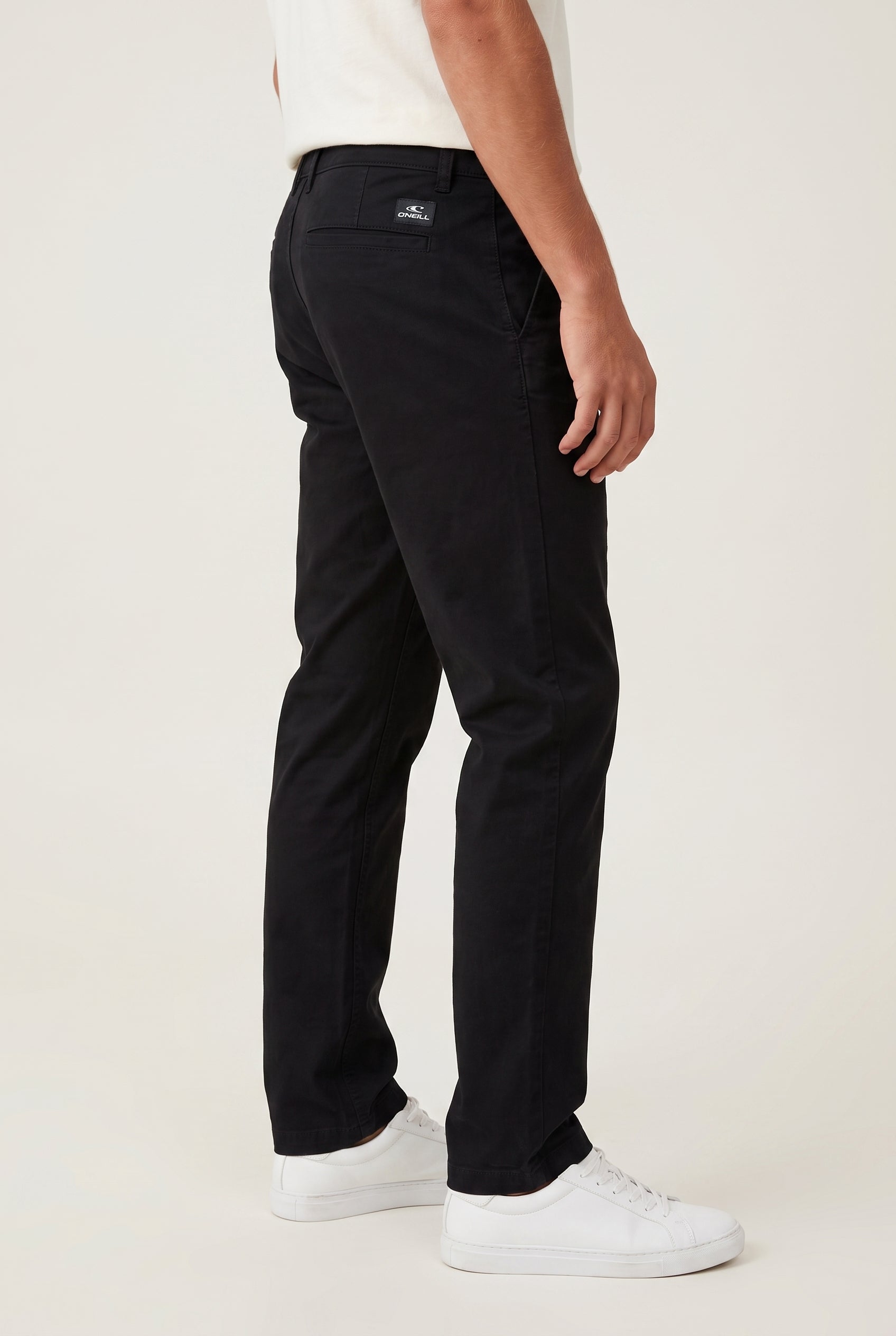 CONTACT SLIM CHINO PANTS