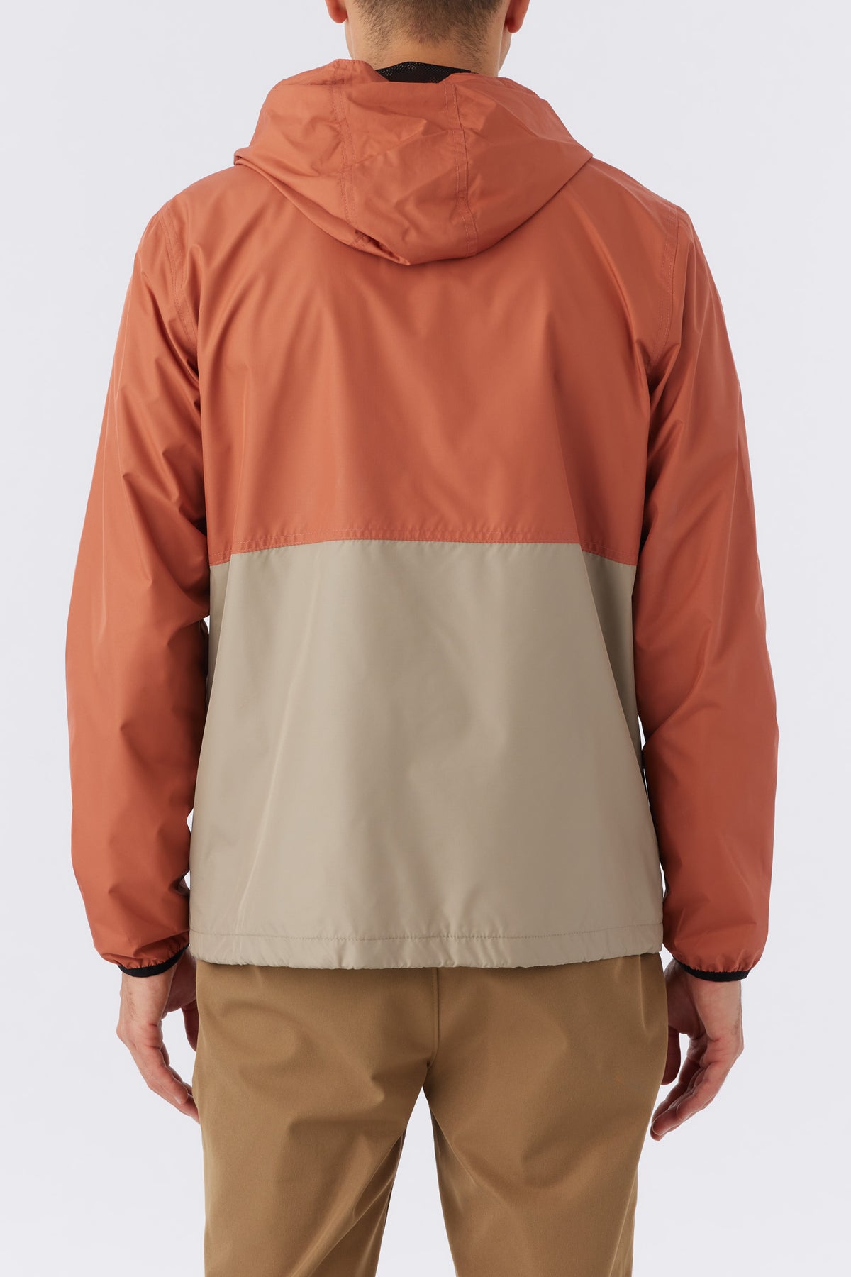 NOMADIC WINDBREAKER
