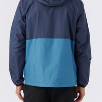 NOMADIC WINDBREAKER