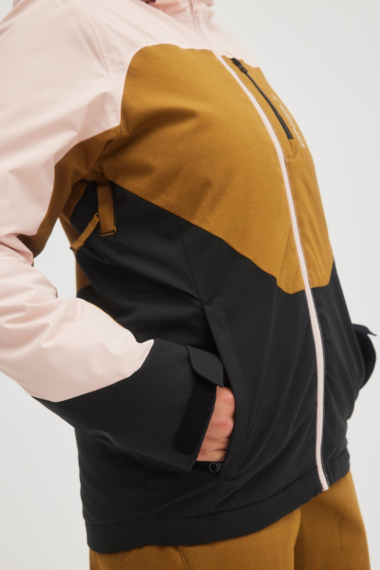 DIAMOND JACKET