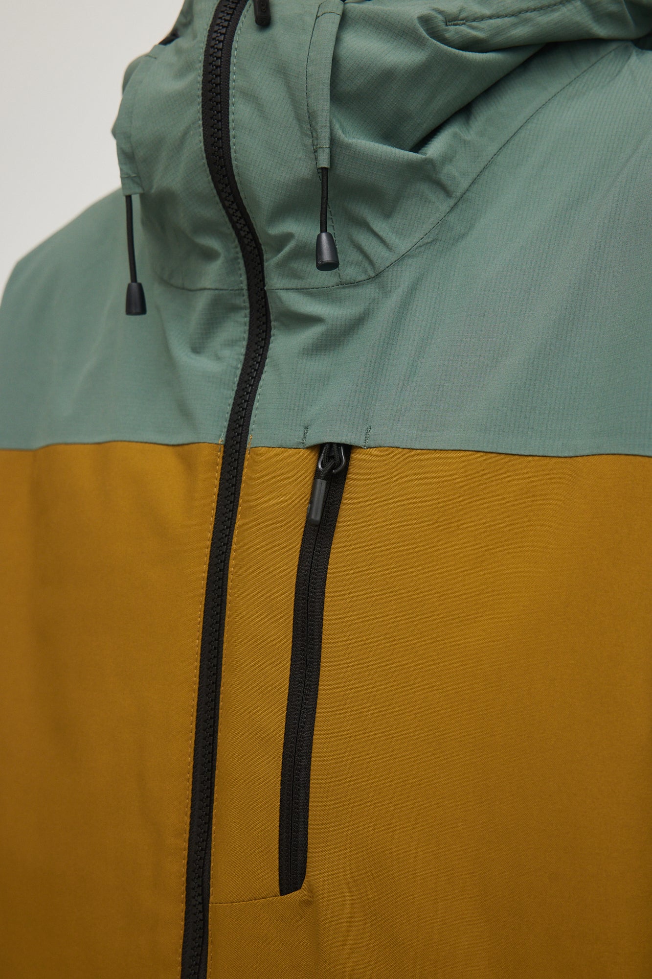 CARBON JACKET