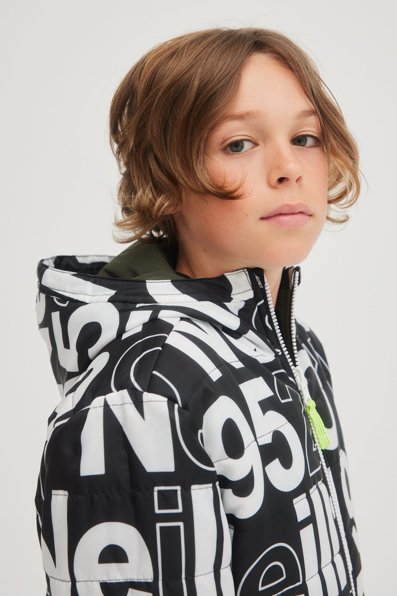 REVERSIBLE JACKET
