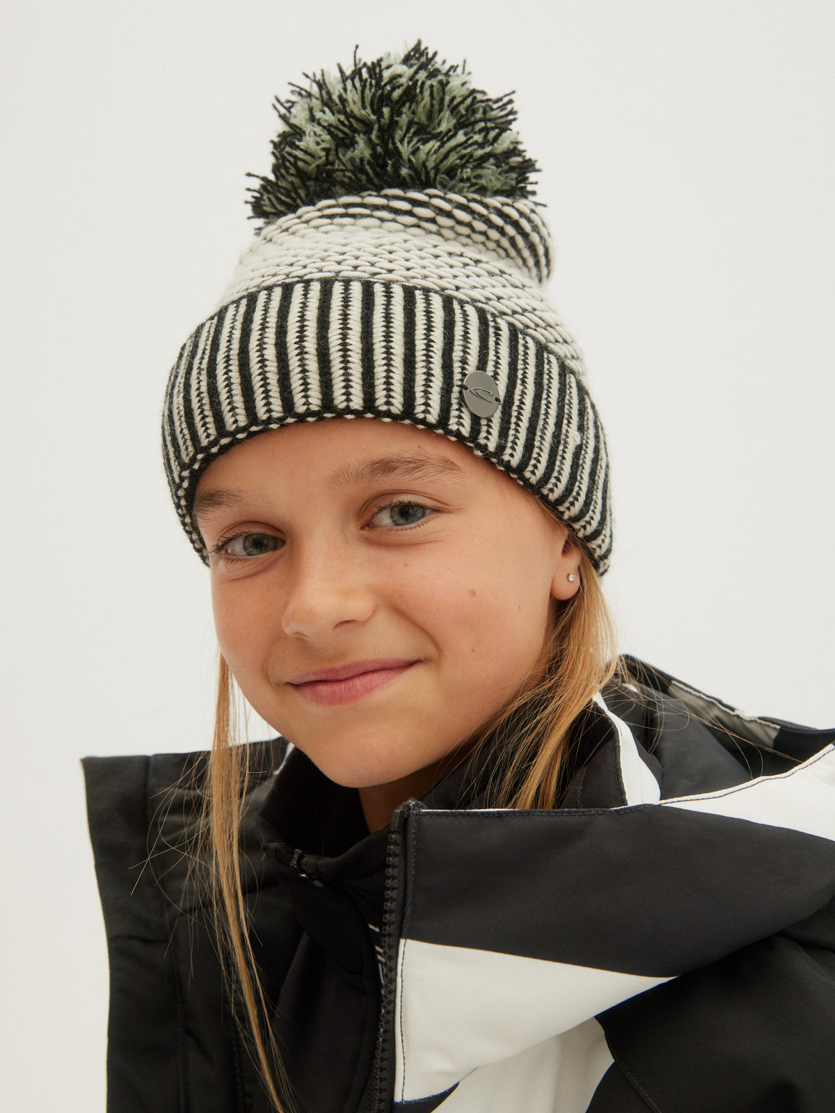 O'Neill Girls Chunky Beanie in Black Out