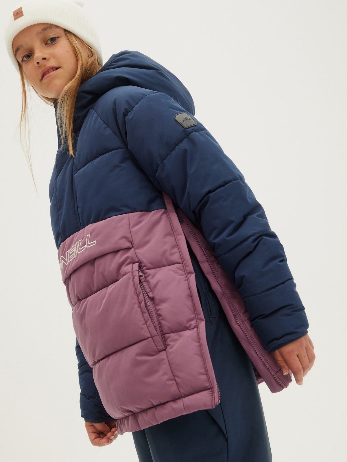 O'Neill Girls Powder Puff Anorak in Berry Conserve
