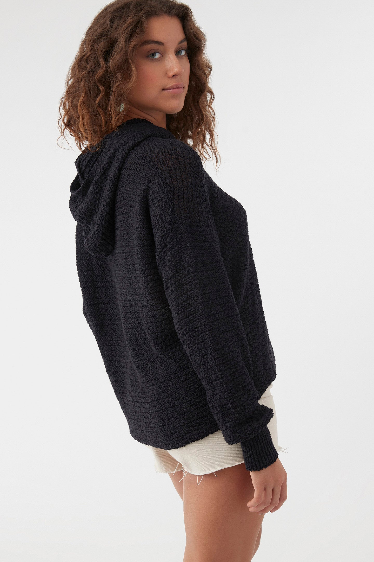MAGIC HOUR PULLOVER